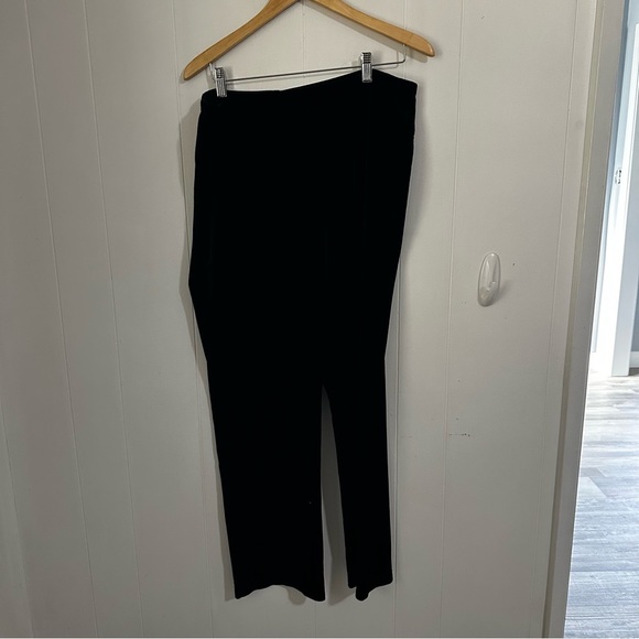 Chico's Black Straight Leg Velvet Look Pants - Picture 1 of 3